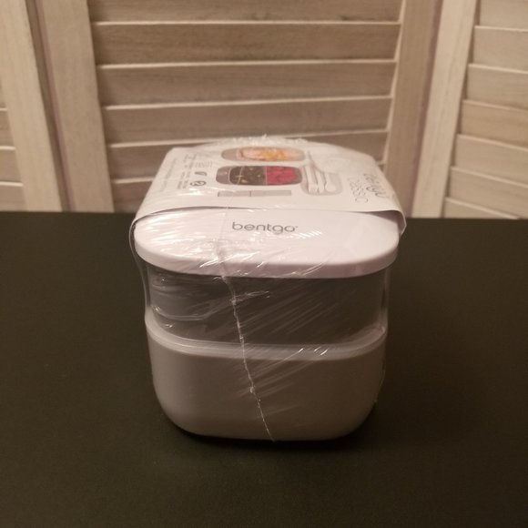 Bentgo Lunch Box - Picture 3 of 5